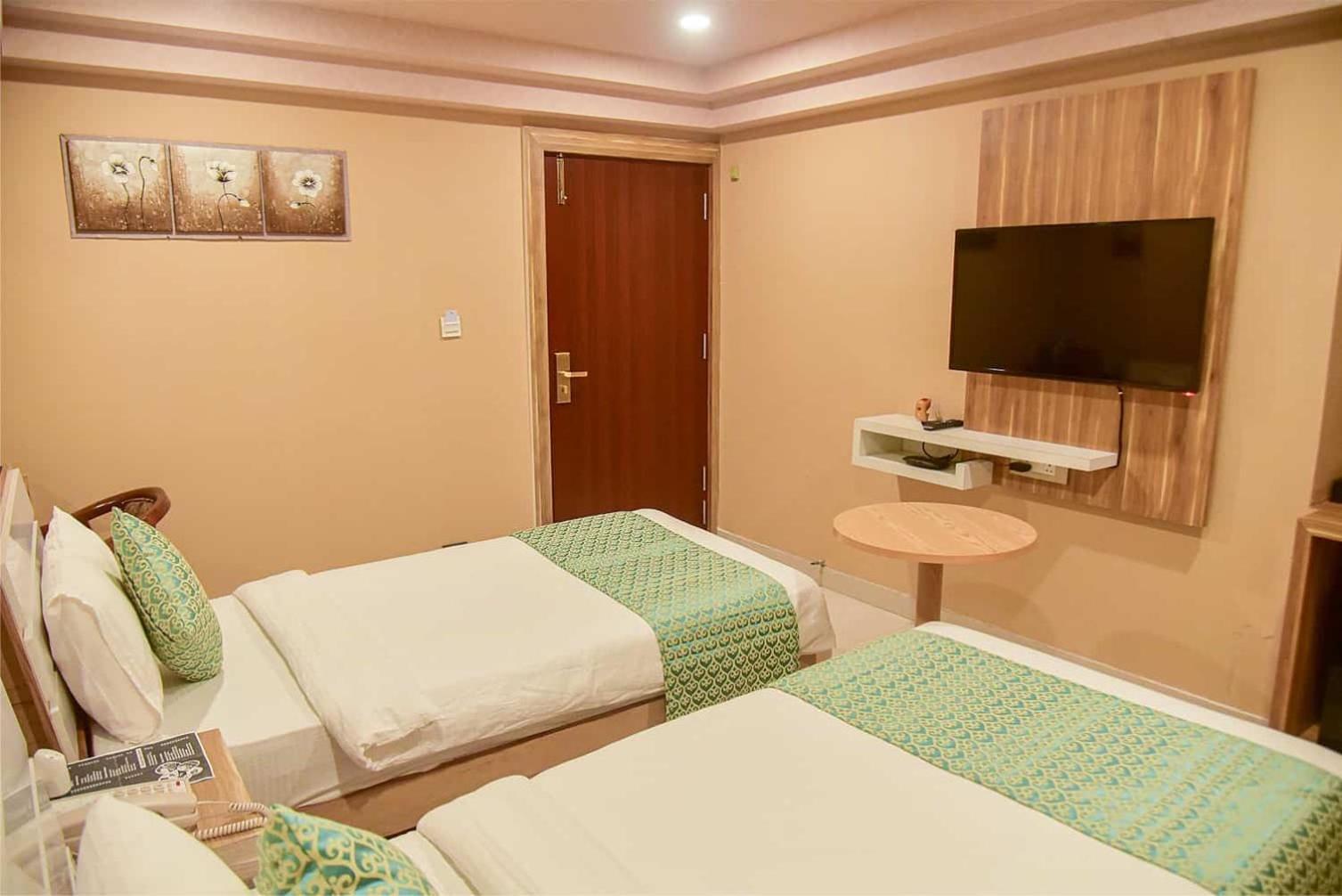 Hotel Apollo Grand Guwahati Exterior foto